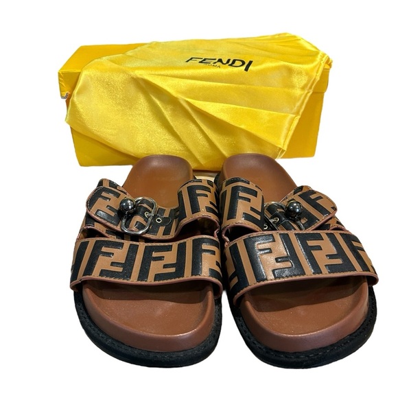 Fendi pearland - Picture 1 of 7